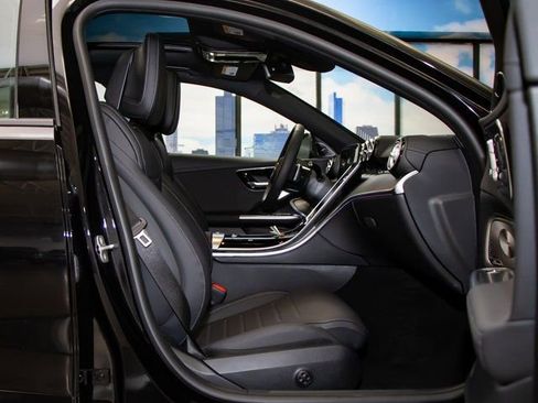 Used 2025 Mercedes-Benz C 300 4MATIC Sedan image 22