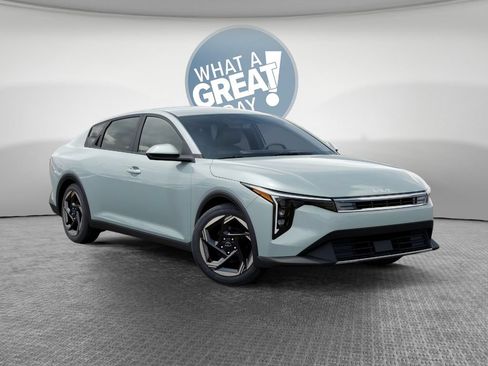 New 2026 Kia K4 EX FWD image 8