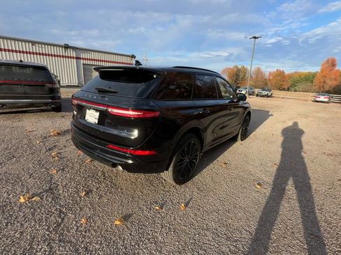 New 2026 Lincoln Corsair Reserve image 8