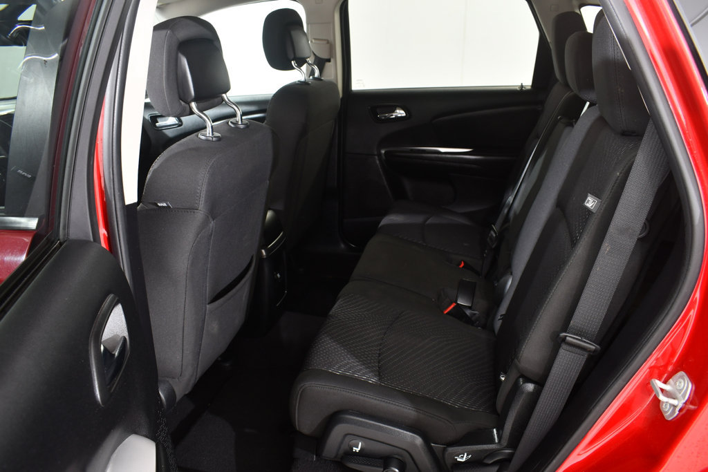 Used 2018 Dodge Journey SE FWD image 16