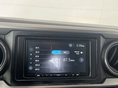 Used 2019 Toyota Tacoma SR5 image 15