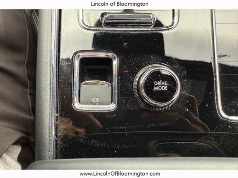 New 2025 Lincoln Aviator Black Label image 48