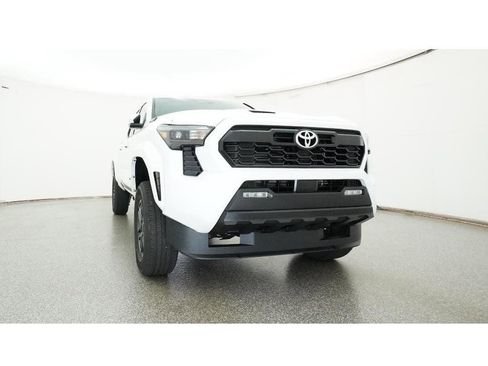 New 2025 Toyota Tacoma TRD Sport AWD/4WD image 30