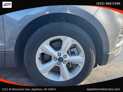 Used 2022 Ford Edge SE AWD/4WD image 16