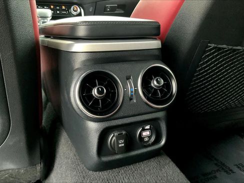 Used 2019 Kia Stinger GT2 image 33