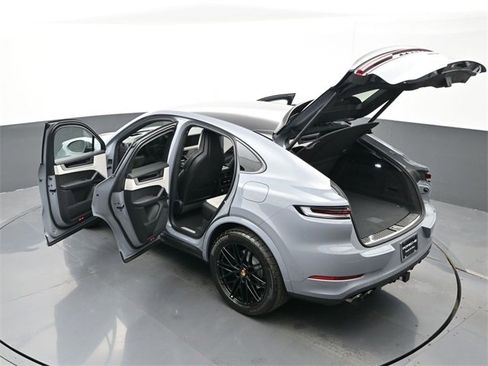 New 2026 Porsche Cayenne E-Hybrid Coupe image 29