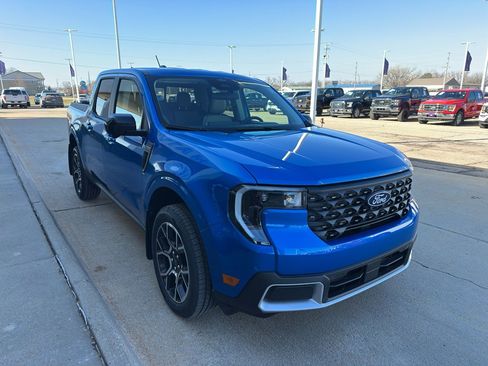 New 2026 Ford Maverick Lariat image 2