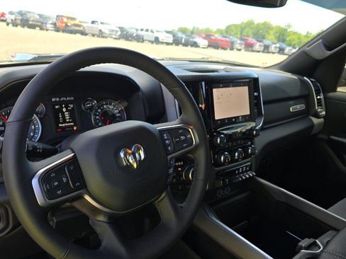 Used 2025 RAM 1500 Lone Star AWD/4WD image 9