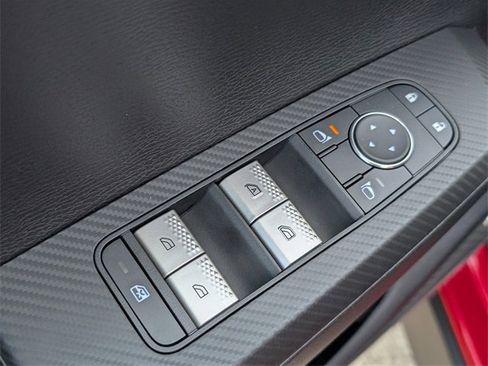 New 2025 Mitsubishi Outlander ES image 11