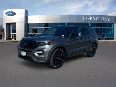 Certified 2023 Ford Explorer ST-Line w/ Class IV Trailer Tow Package