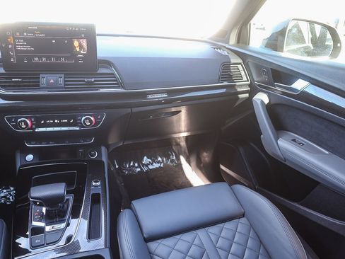 Used 2025 Audi SQ5 Premium Plus image 16