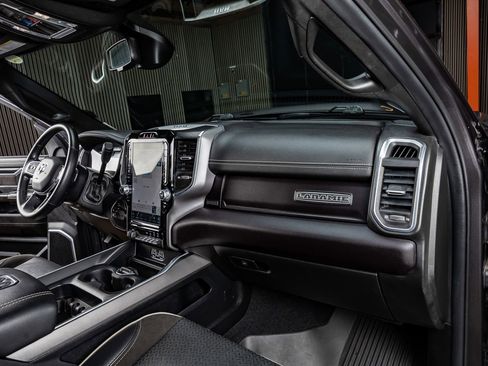 Used 2024 RAM 3500 Laramie w/ Night Edition image 16