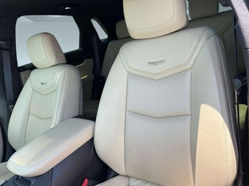 Used 2017 Cadillac XT5 Luxury FWD image 22