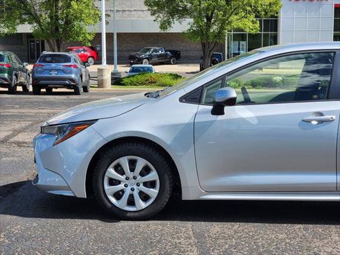 Certified 2020 Toyota Corolla LE FWD image 2