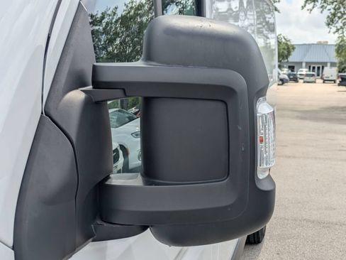 Used 2026 RAM ProMaster 2500 w/ Convenience Group FWD image 13