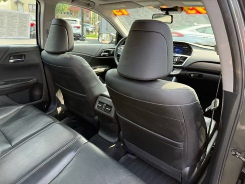 Used 2015 Honda Accord EX-L image 18