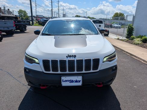 Used 2023 Jeep Cherokee Trailhawk w/ Sun & Sound Group AWD/4WD image 8