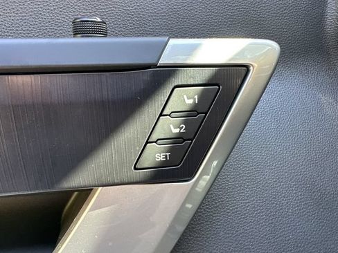 Certified 2025 Toyota Tundra Platinum AWD/4WD image 29
