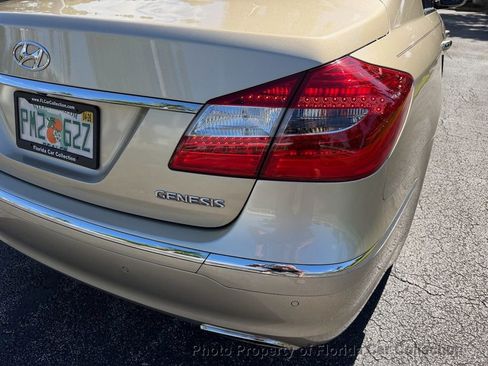 Used 2012 Hyundai Genesis 3.8 w/ Premium Pkg image 22
