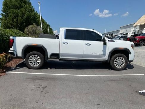 Used 2022 GMC Sierra 2500 Denali AWD/4WD image 6