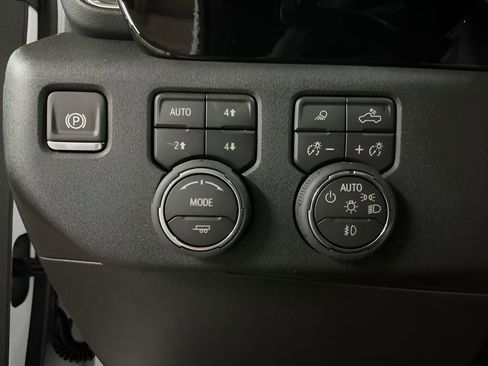 New 2026 Chevrolet Silverado 2500 LT AWD/4WD image 15