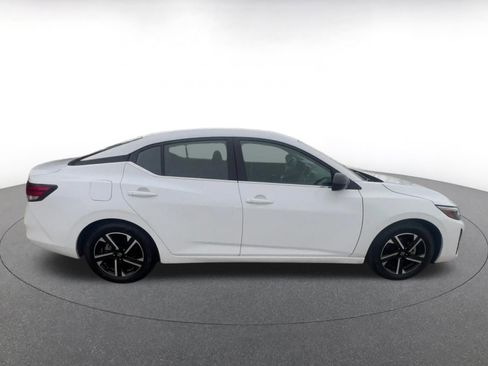 Used 2024 Nissan Sentra SV image 16