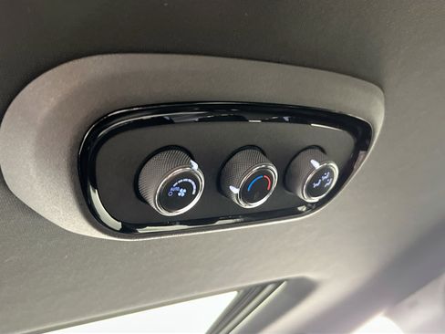 Used 2022 Dodge Durango R/T w/ Blacktop Package image 26