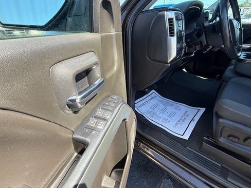 Used 2019 Chevrolet Silverado 1500 LT w/ All Star Edition image 17