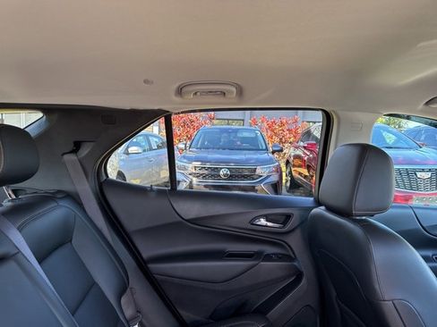 Used 2020 Chevrolet Equinox LT w/ Sport Edition image 14