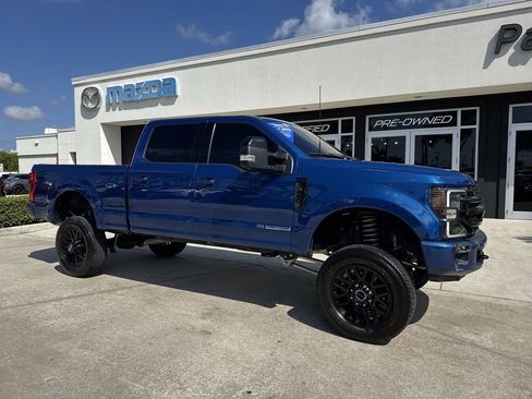 Used 2022 Ford F250 Lariat w/ Black Appearance Package AWD/4WD image 6