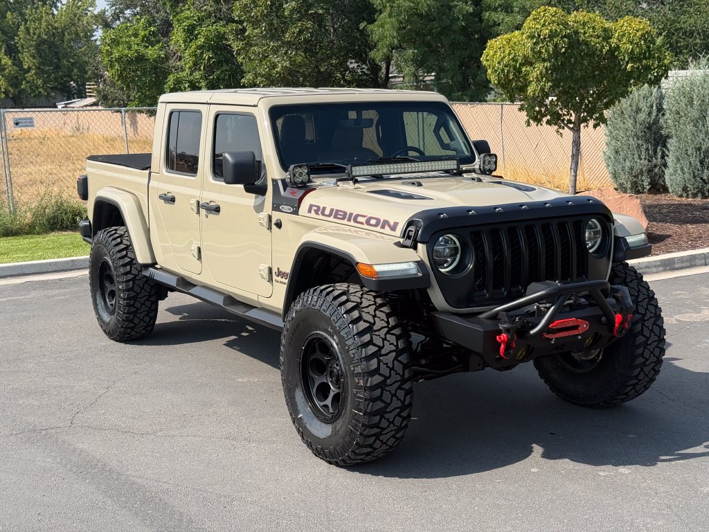 Used 2020 Jeep Gladiator Rubicon AWD/4WD image 2