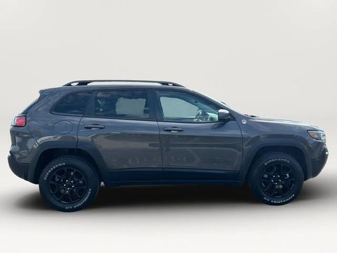 Used 2021 Jeep Cherokee Trailhawk w/ Trailer Tow Group AWD/4WD image 8