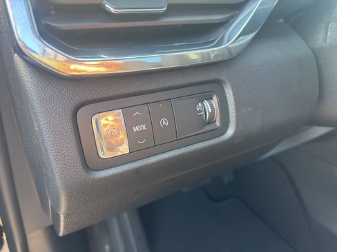 New 2026 GMC Acadia Elevation w/ Elevation Premium Package FWD image 10