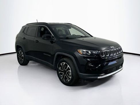 Used 2023 Jeep Compass Limited AWD/4WD image 3