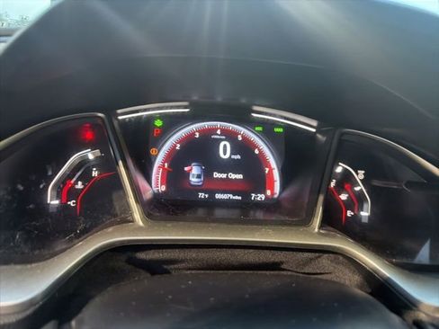 Used 2020 Honda Civic Sport image 4