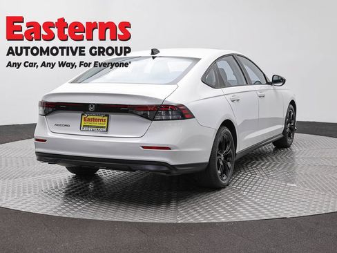 Used 2025 Honda Accord SE image 5