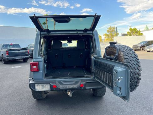 Used 2024 Jeep Wrangler Unlimited Sport AWD/4WD image 16