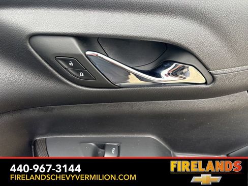 Certified 2023 GMC Acadia SLT w/ Technology Package image 37