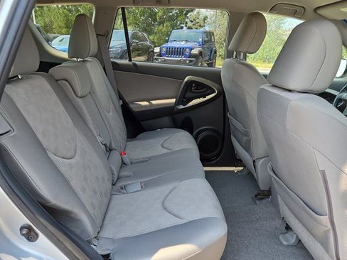 Used 2012 Toyota RAV4 4WD w/ Value Pkg image 19