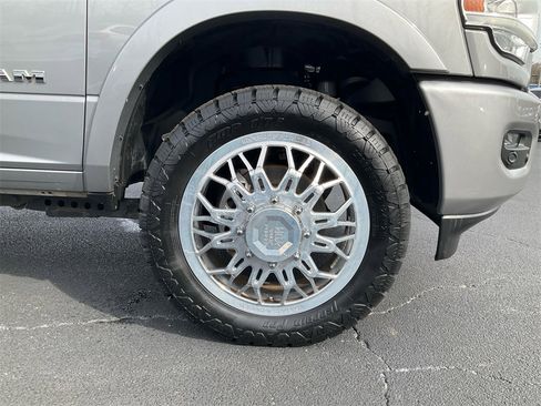 Used 2021 RAM 3500 Laramie image 10