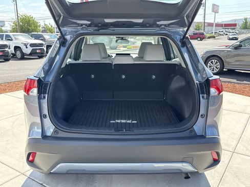 Used 2024 Toyota Corolla Cross L AWD/4WD image 6