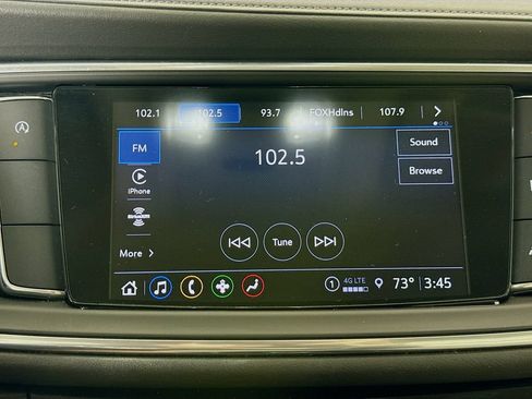 Used 2023 Buick Enclave Essence w/ Sport Touring Edition FWD image 14