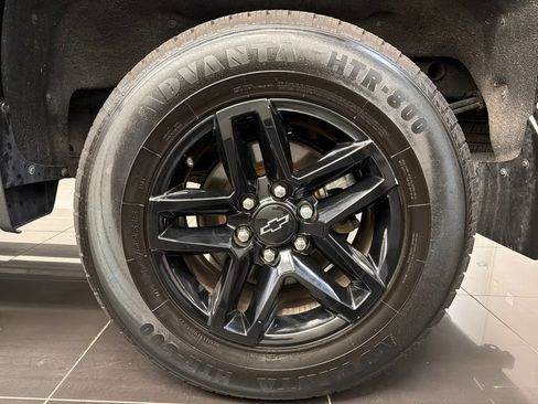 Used 2020 Chevrolet Silverado 1500 Custom Trail Boss w/ Custom Convenience Package AWD/4WD image 7