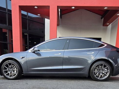 Used 2019 Tesla Model 3 Long Range image 4