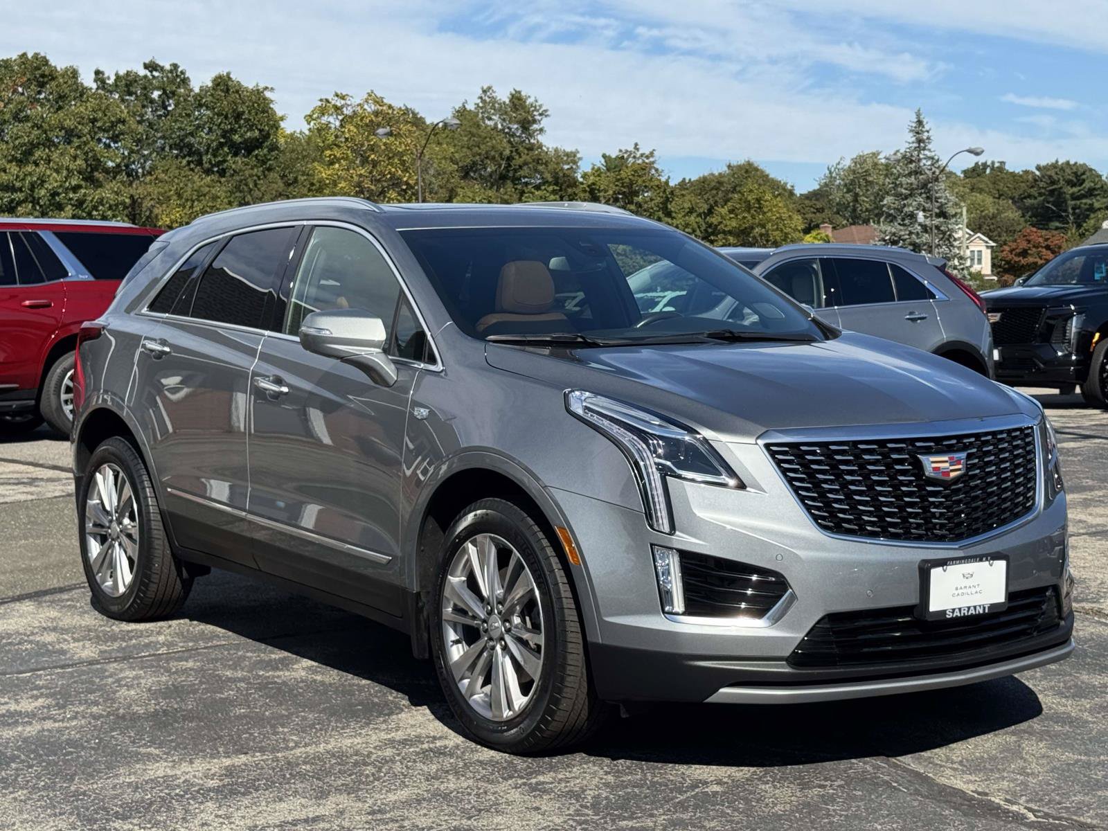 Certified 2024 Cadillac XT5 Premium Luxury w/ LPO, Floor Liner Package AWD/4WD image 4