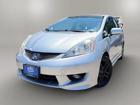 Used 2011 Honda Fit Sport image 1