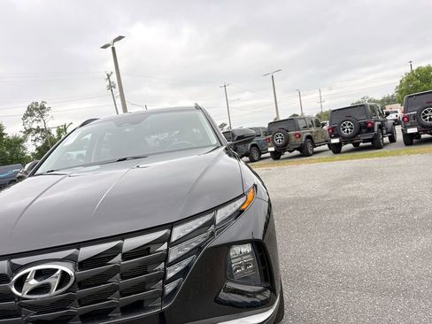 Used 2023 Hyundai Tucson SEL w/ Convenience Package FWD image 9