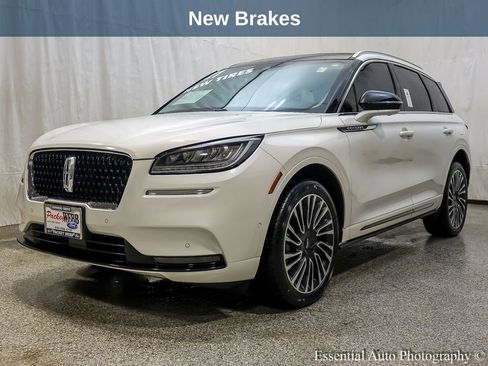 Used 2021 Lincoln Corsair Reserve w/ Equipment Group 201A image 2