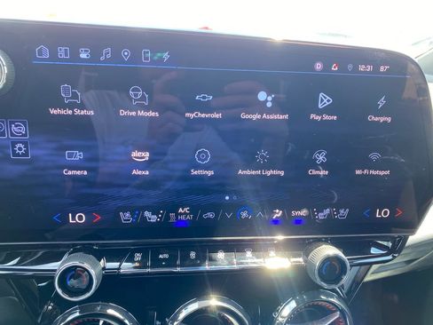 Used 2025 Chevrolet Blazer EV RS AWD/4WD image 18