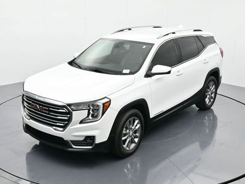 Used 2023 GMC Terrain SLT image 28